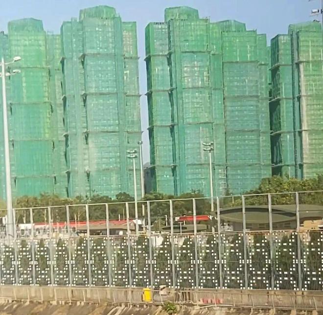 香港致命大火之前小区卷入33亿公修纠纷